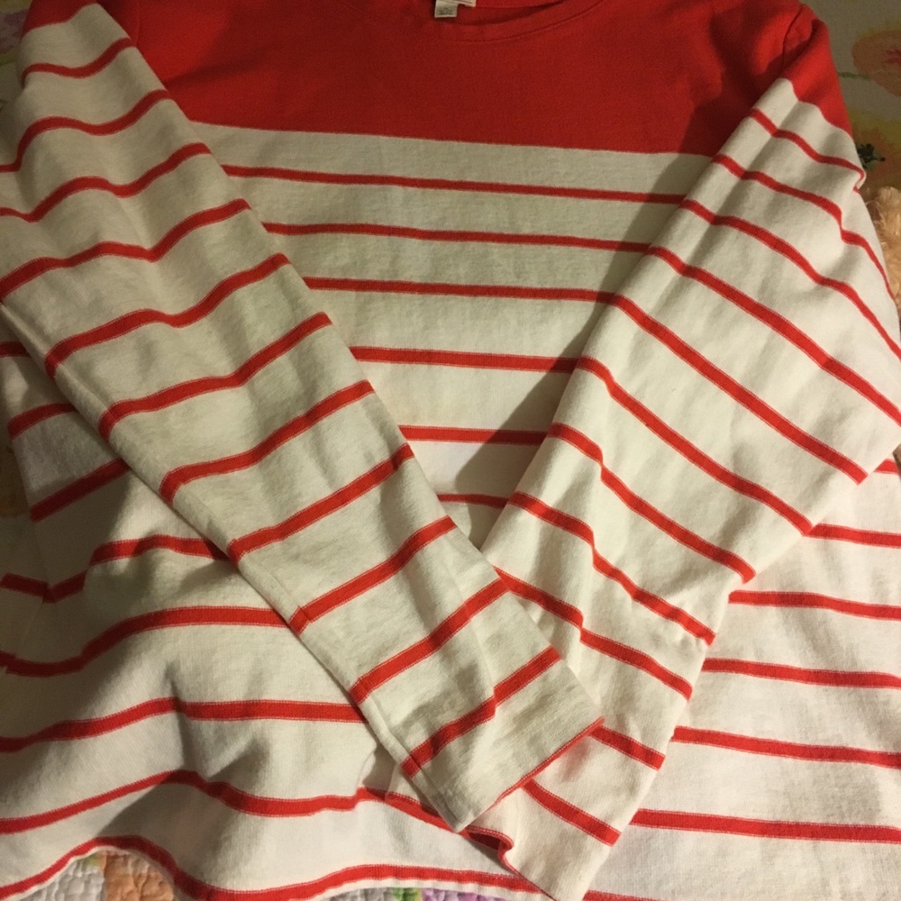 Gap Orange and Cream Crewneck Shirt